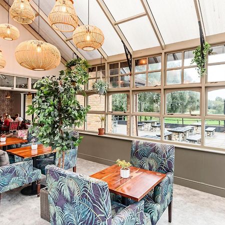 Dragonfly Hotel ピーターバラ エクステリア 写真